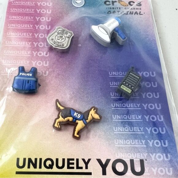 NWT Crocs Jibbetz Charms Police Theme K9 Cop Tiny Police 5 Pack - Picture 3 of 5